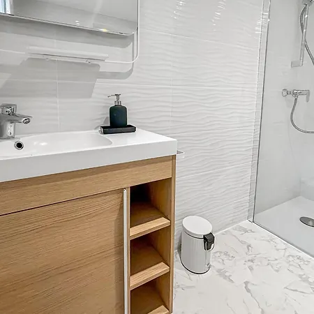 Charmante Dependance Avec Jardinet Holiday home *